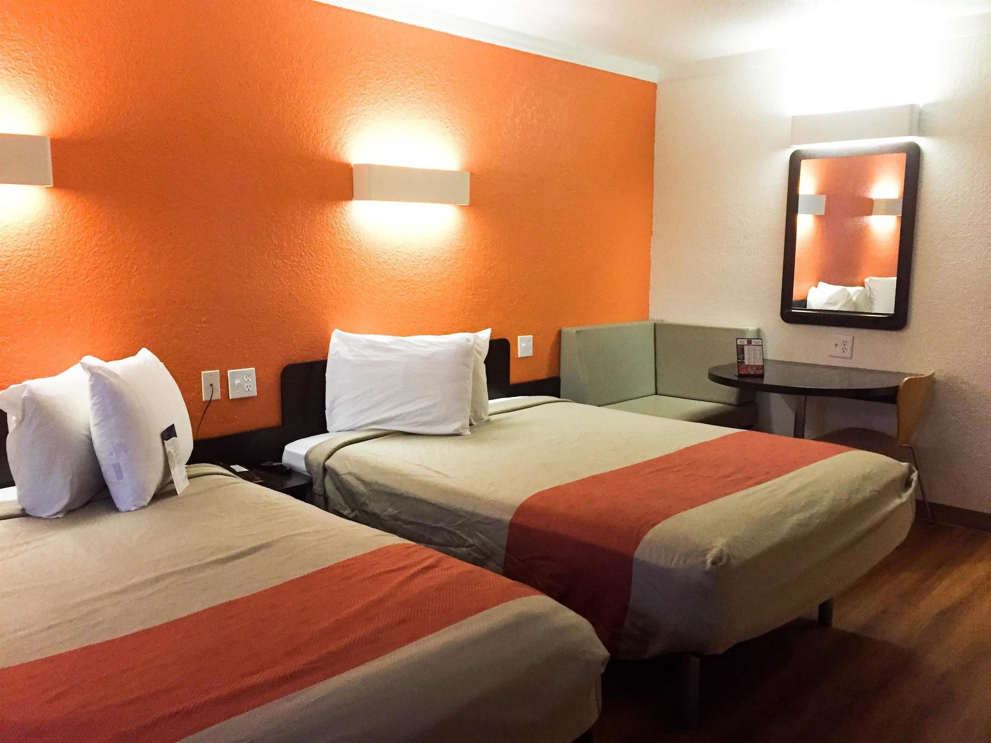 Motel 6-Tampa, Fl - Fairgrounds Heartland Екстер'єр фото