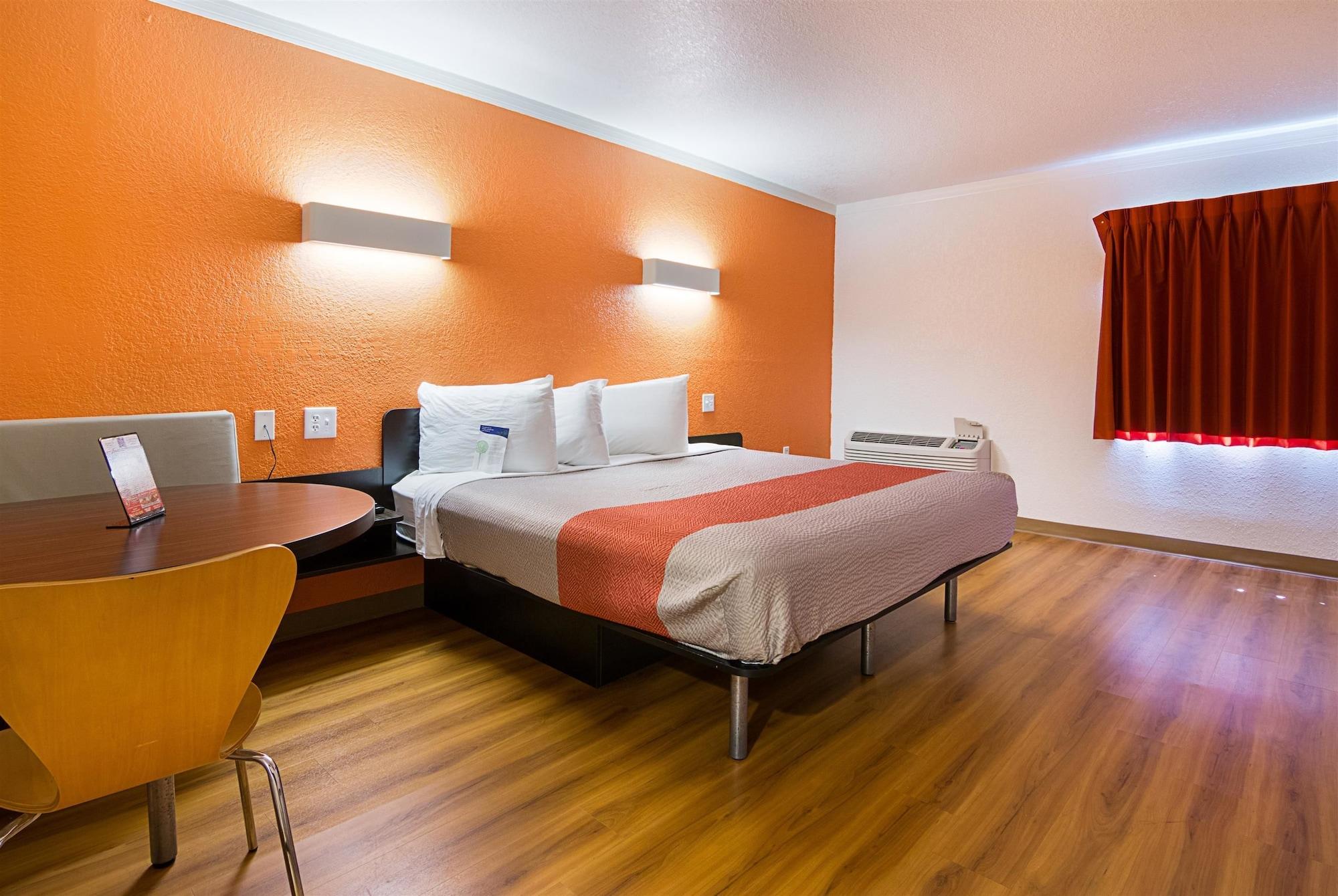 Motel 6-Tampa, Fl - Fairgrounds Heartland Екстер'єр фото