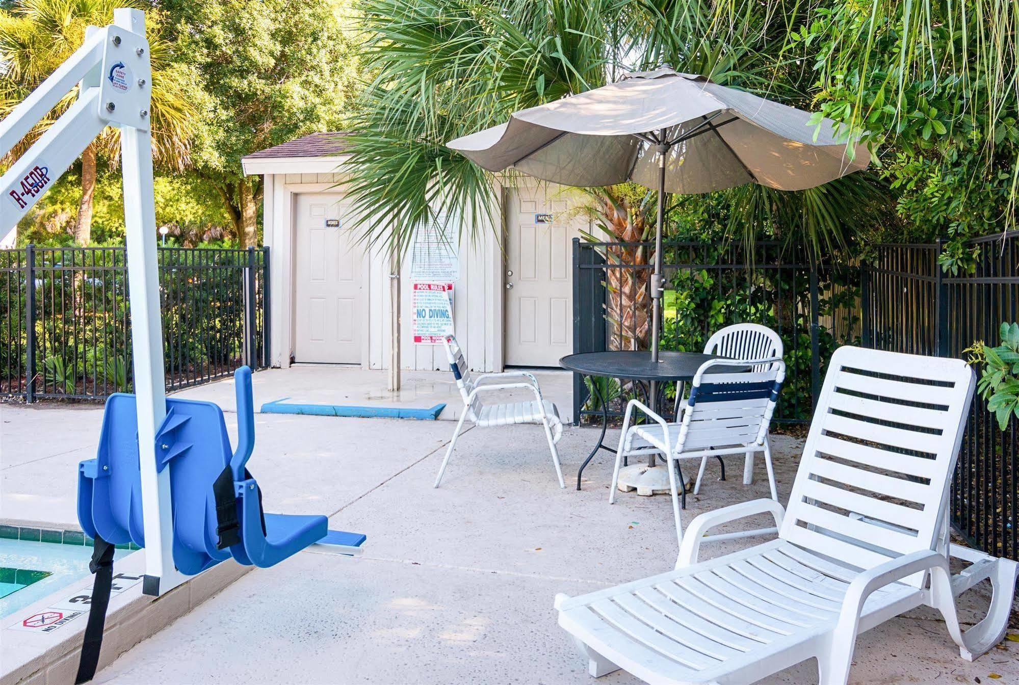Motel 6-Tampa, Fl - Fairgrounds Heartland Екстер'єр фото