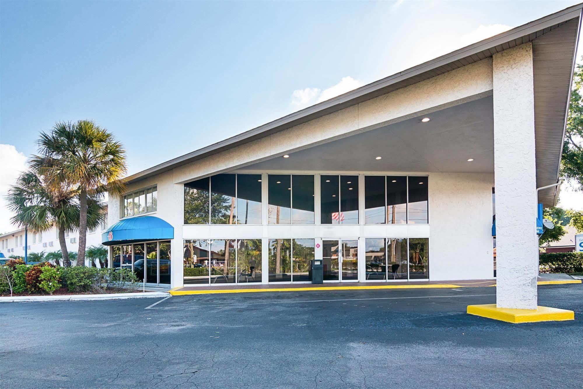 Motel 6-Tampa, Fl - Fairgrounds Heartland Екстер'єр фото