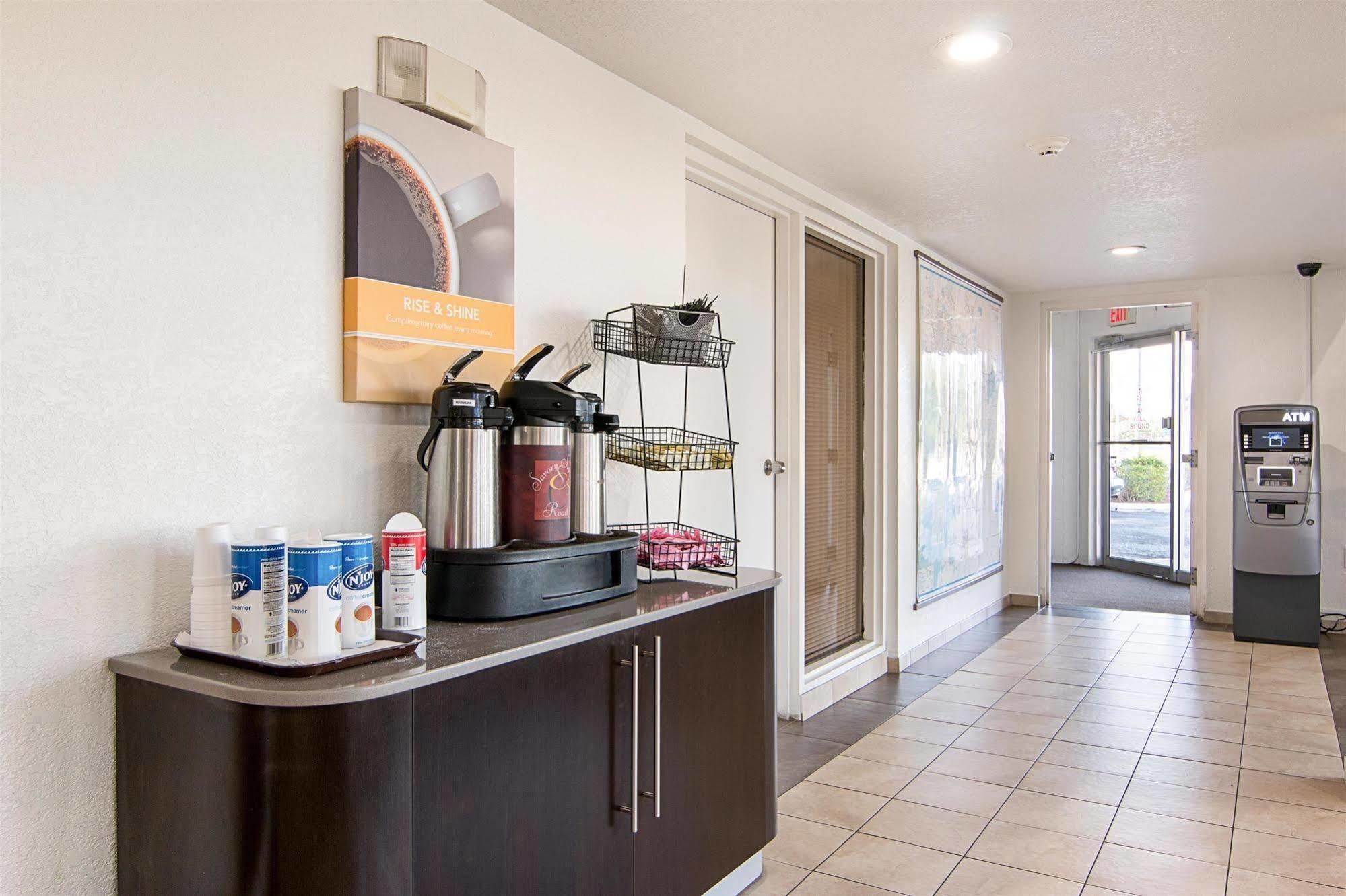 Motel 6-Tampa, Fl - Fairgrounds Heartland Екстер'єр фото